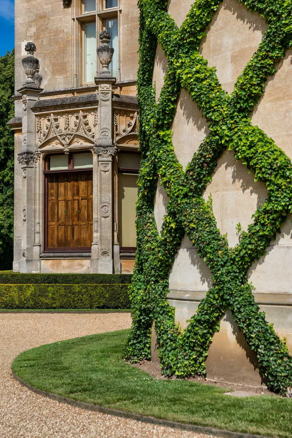 waddesdon topiary