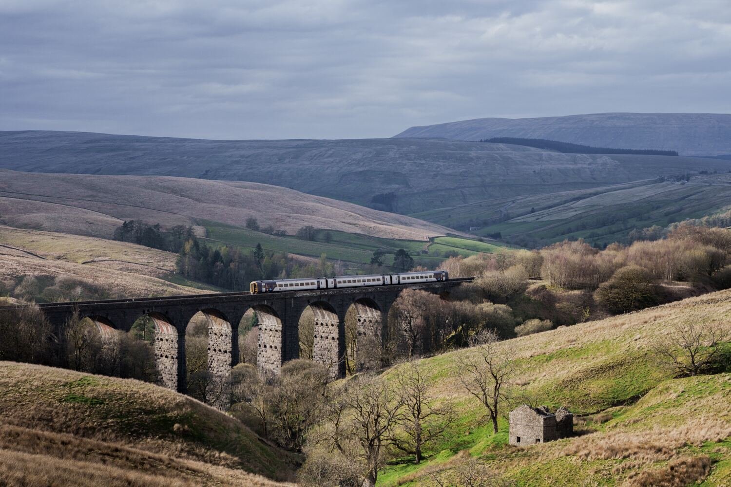 Dent Head Viaduct - Apr 2026.jpg