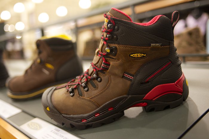 cabelas keen boots