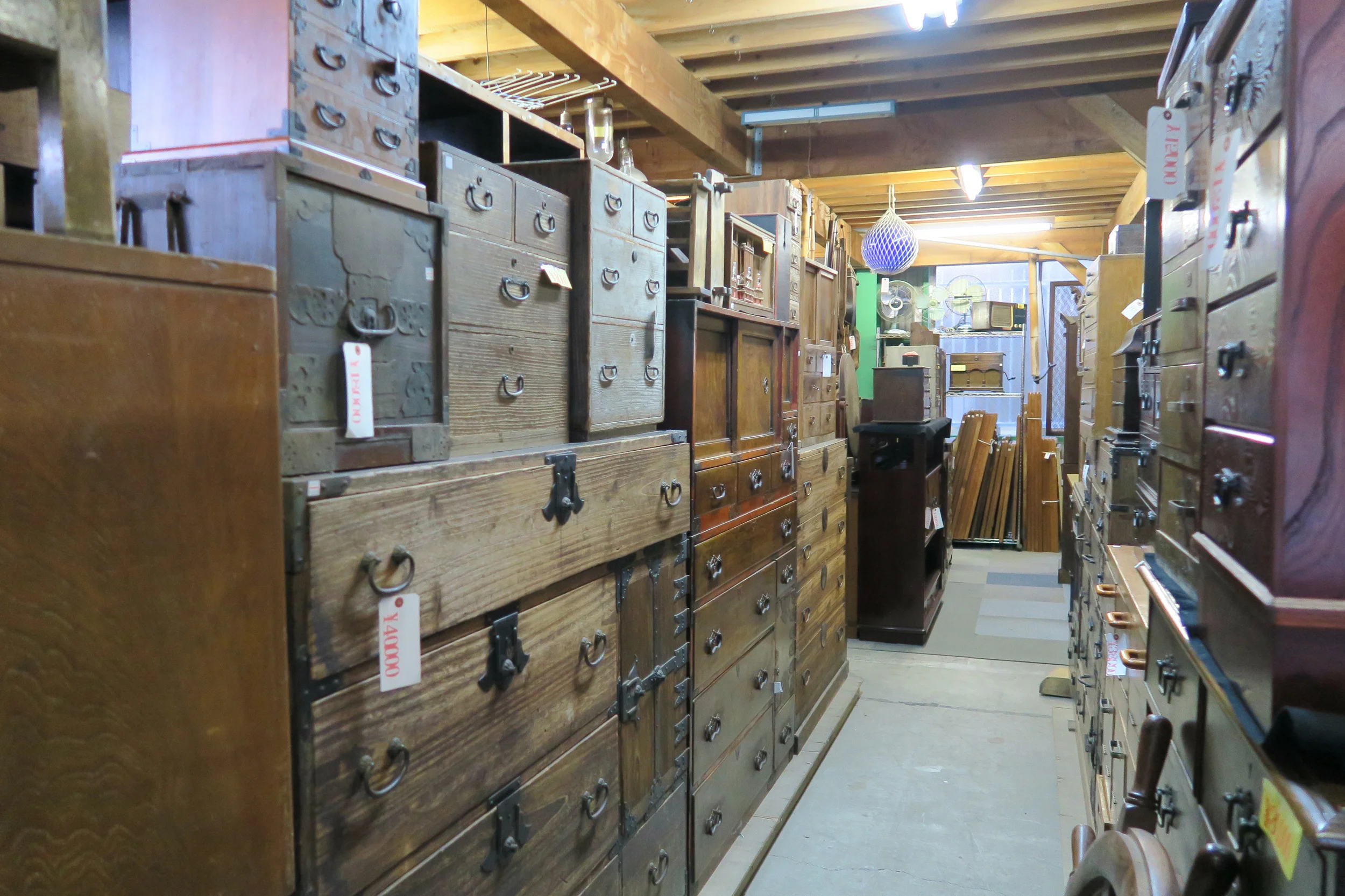 Antique Hontoku 08.jpg