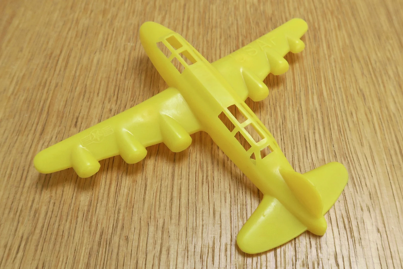Payton Plastics: B-36 Soft Plastic Wingspan: 5.5" (139.7mm) USA - 1950-60's