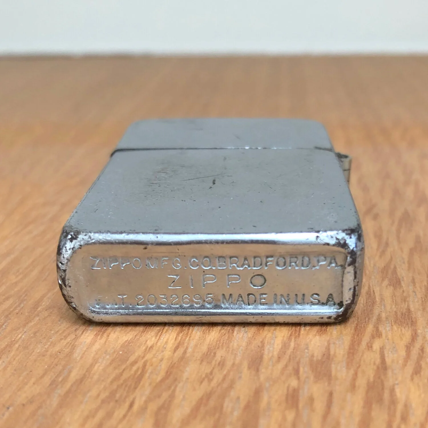 B36 Lighter 02.jpg