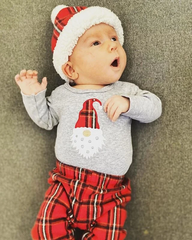 Sorry for the Crue overload but how freaking cute is he?!