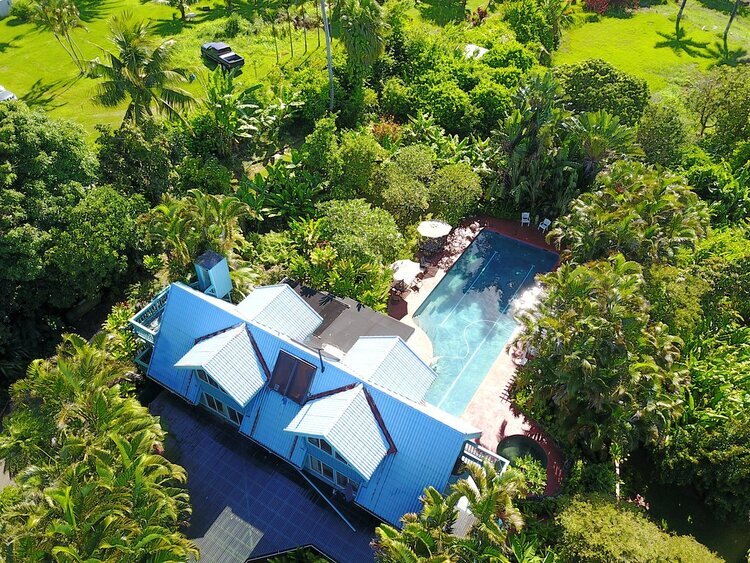 Hale Akua_aerial-view-of-the-pool.jpg