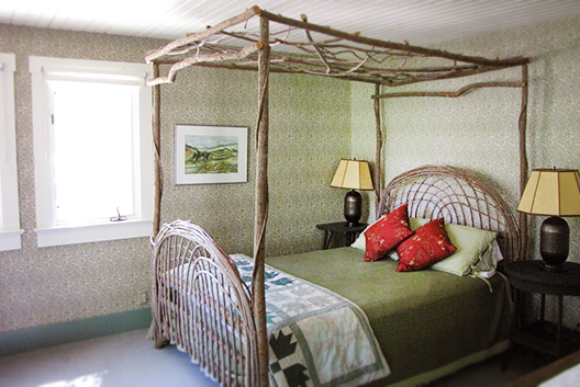 buckhorn-springs-lodge-willow-room-3.png