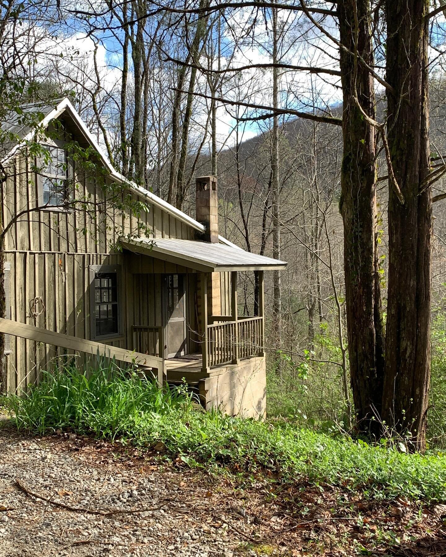 My cabin at the Hambidge retreat center. A lovely day in the woods. #hambidgeresidency #hambidgecenterforcreativearts