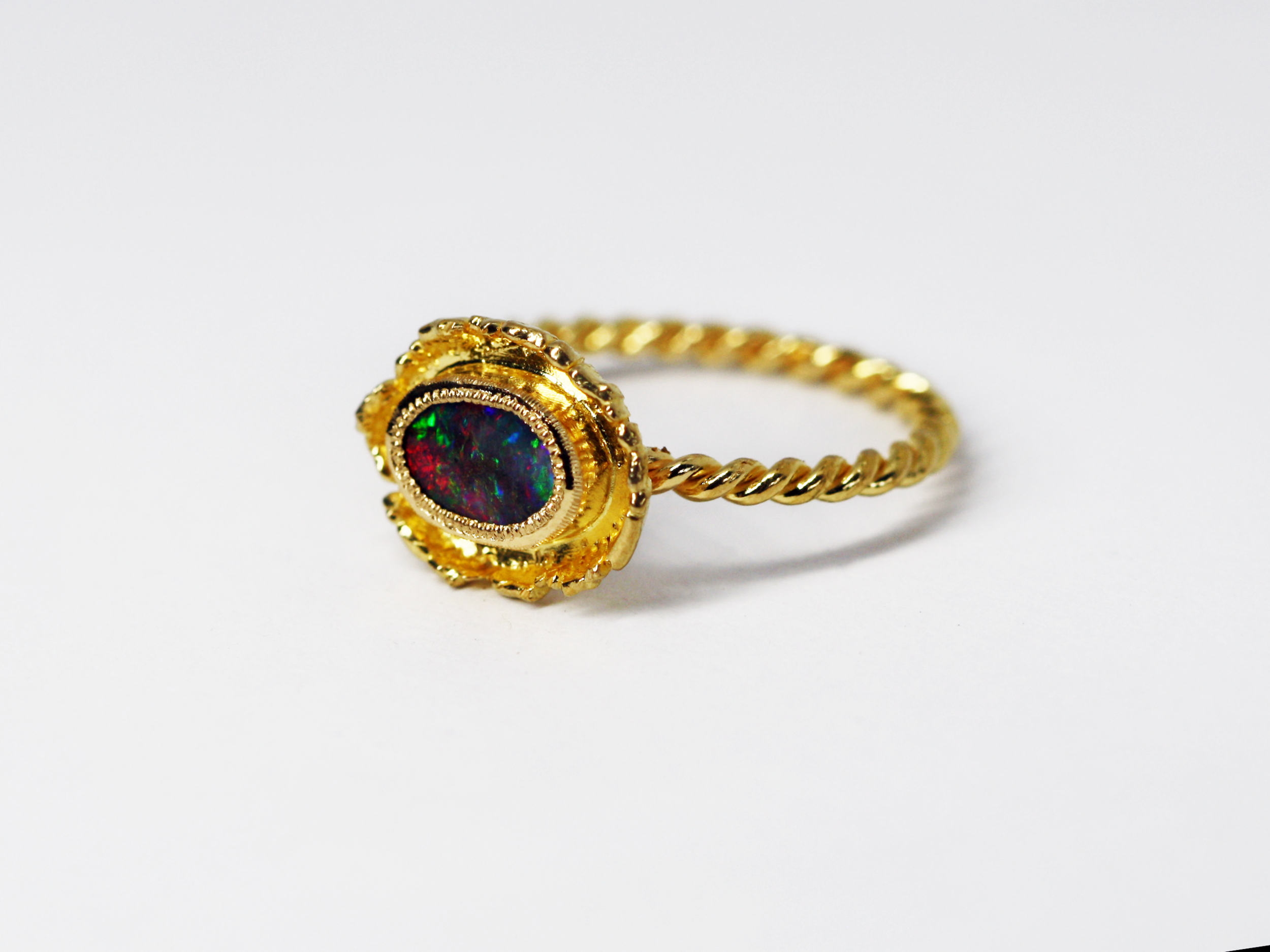 QLD Boulder Opal Twisted Fringe Red (1).png