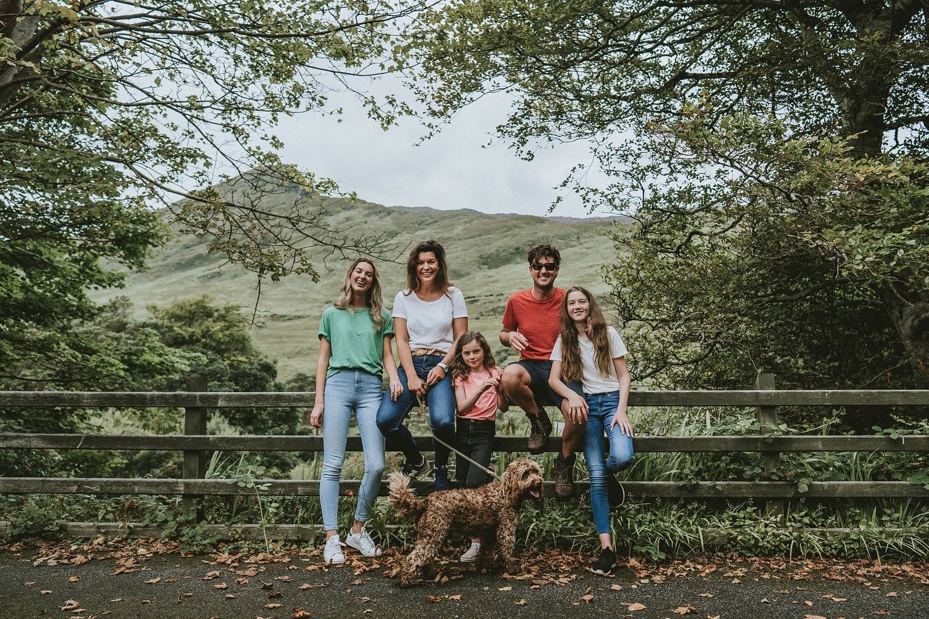 The Murphys #lifestylefamilyshoot #familyphotographer #familyphotoshoot #mayo hats by @keke_ireland