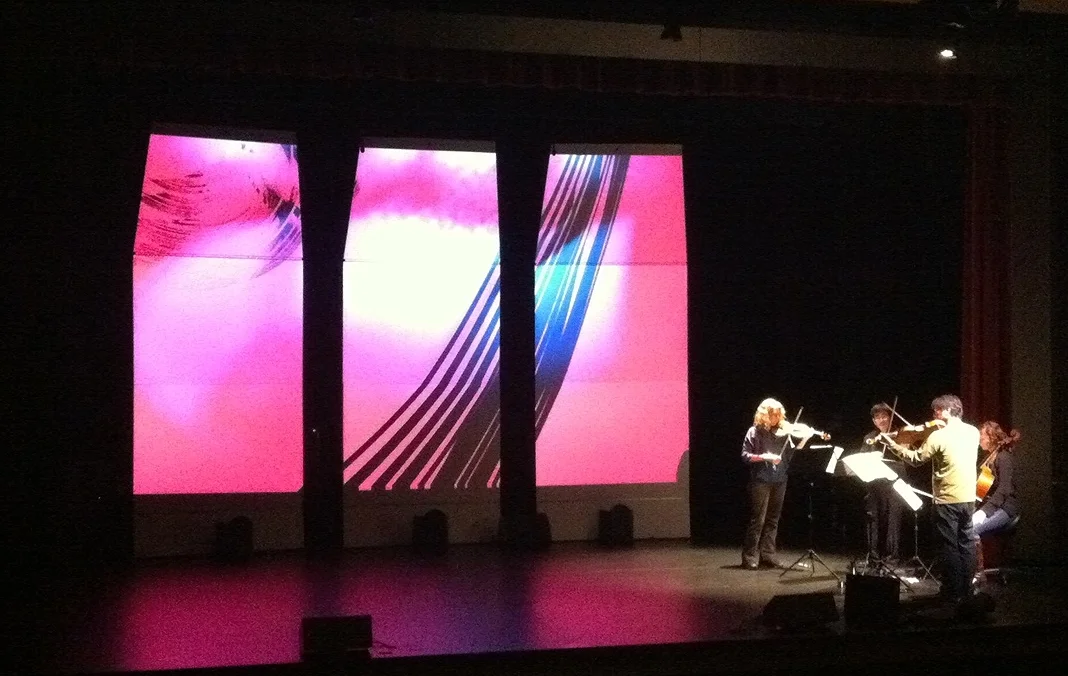  Performed live, improvised visual, projection mapped onto the sound reflectors on stage, at San Francisco's prestigious Other Minds Festival in 2012. 