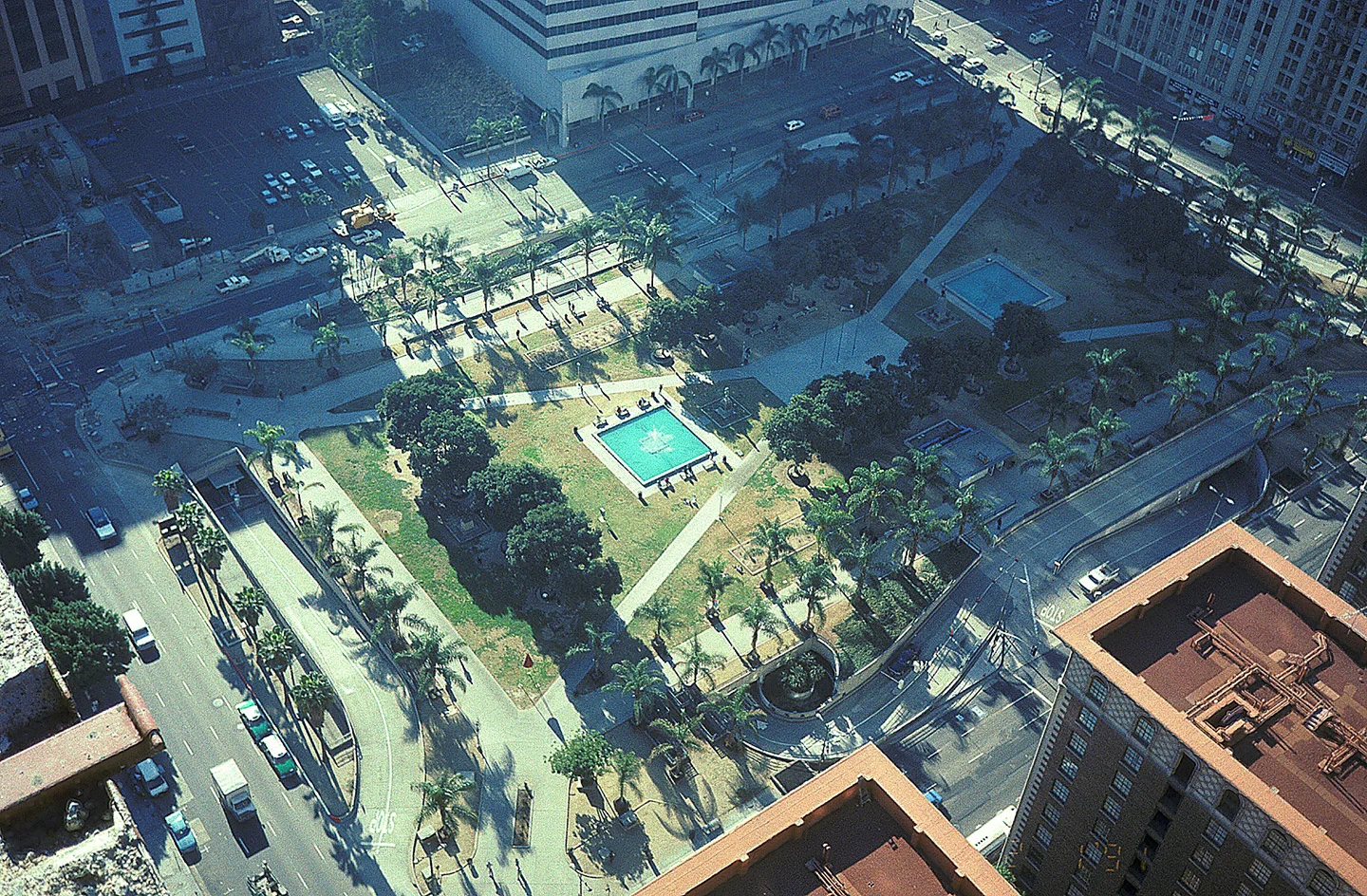 Pershing aerial, 1990