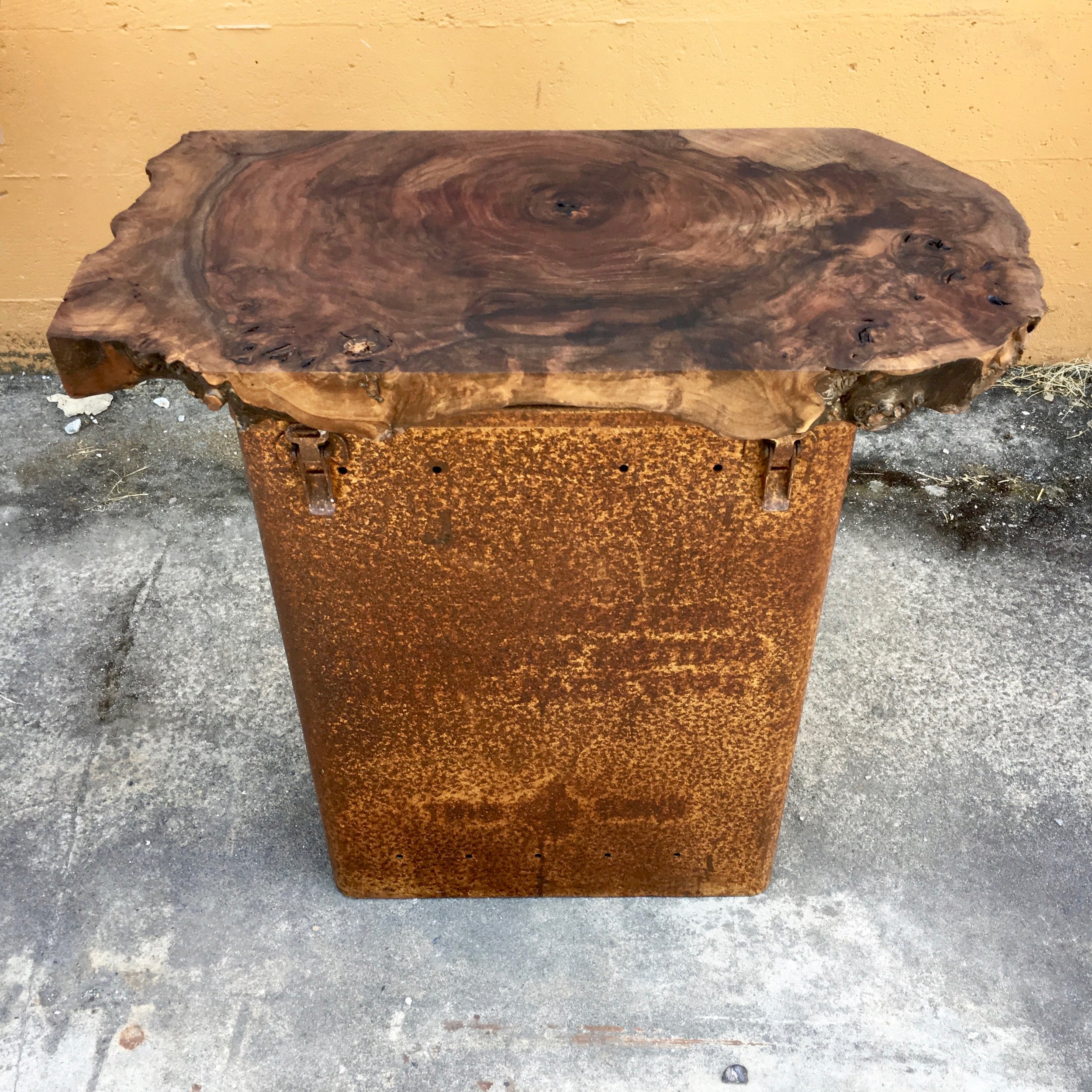 live-edge-wood -table