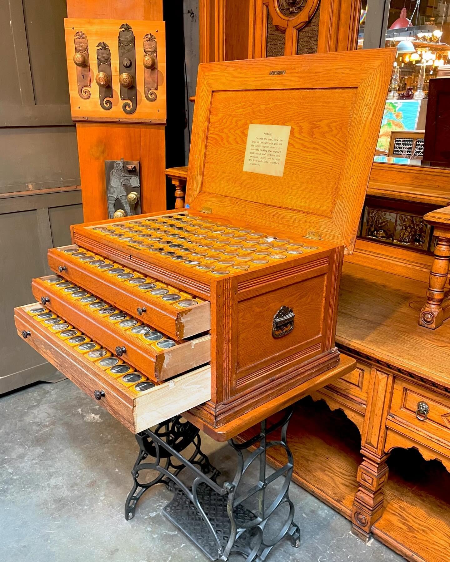 Circa 1895 Materia Medica Specimen cabinet by Parke,Davis, &amp; Co.

In the late 1800&rsquo;s, a young pharmaceutical company called Parke, Davis, &amp; Co., sent botanists around the world to collect examples of medicinal herbs, roots, seeds, bark,