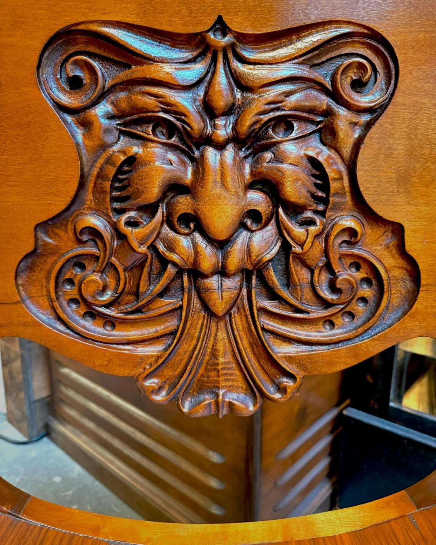 LOTS of new arrivals over the past couple of weeks!
Newbies include several beautiful antique furniture pieces, light fixtures, a crazy heavy British pub table, the biggest pressure gauge we&rsquo;ve ever seen (14 1/2 inches across!!), a matching pai