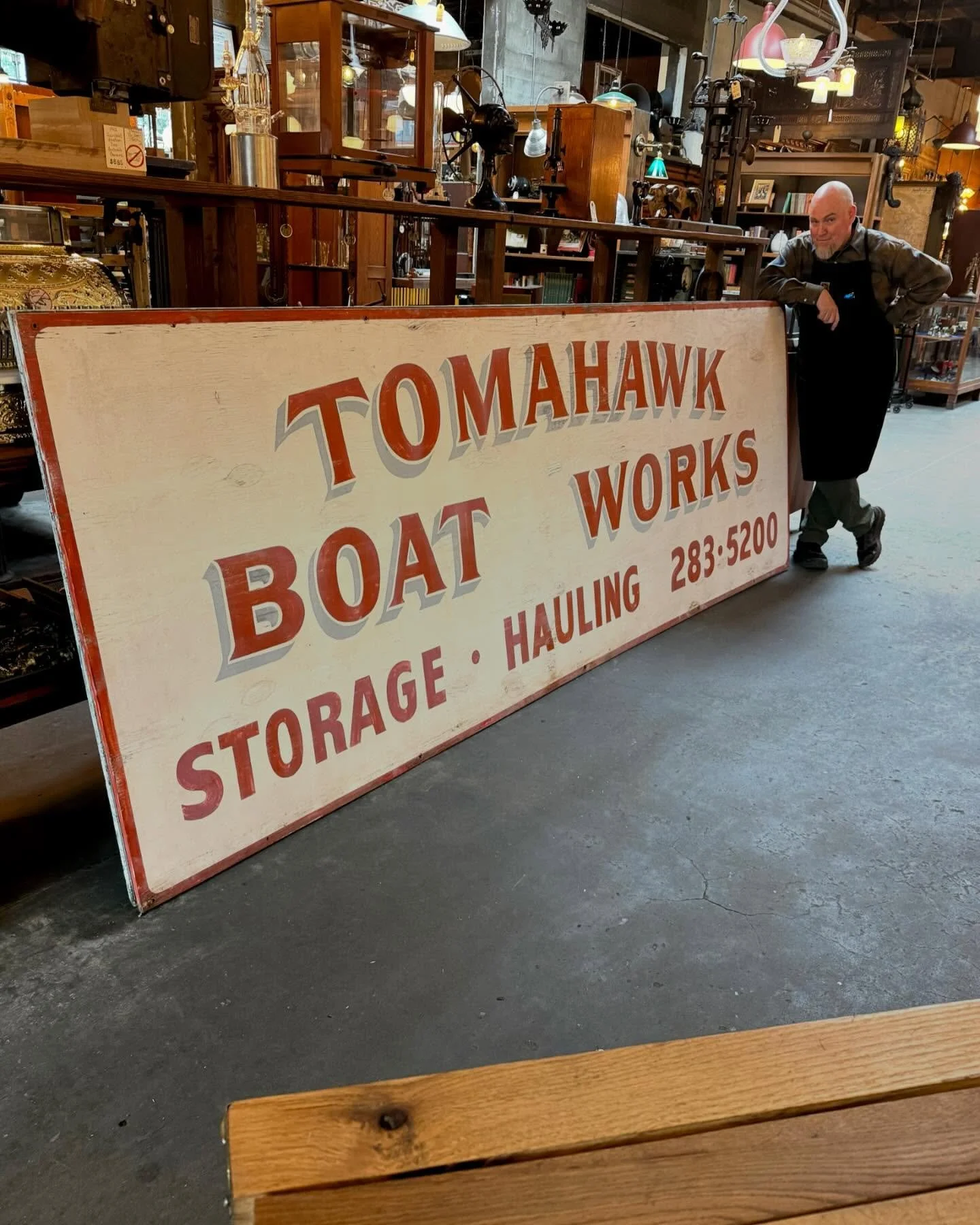 Gonna file this one under, &ldquo;My eyes were bigger than my stomach!!&rdquo;😬
What was I thinking?!?!
These cool vintage marine signs came from a couple of old businesses on Tomahawk Island on the Columbia river.
Each of the signs are 4ft X ft.
Th