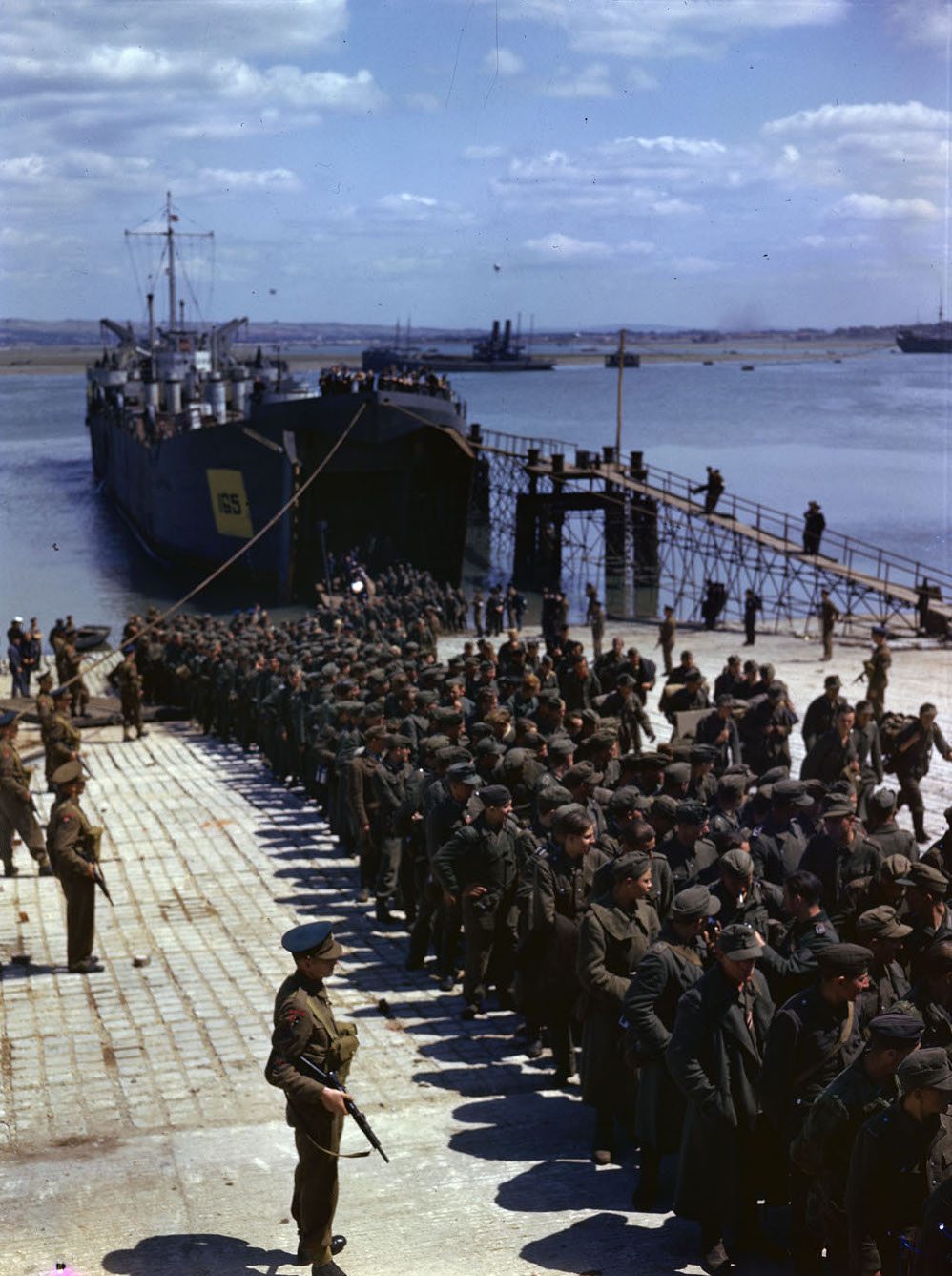 German prisoners of war taken during invasion of France (June 1944)