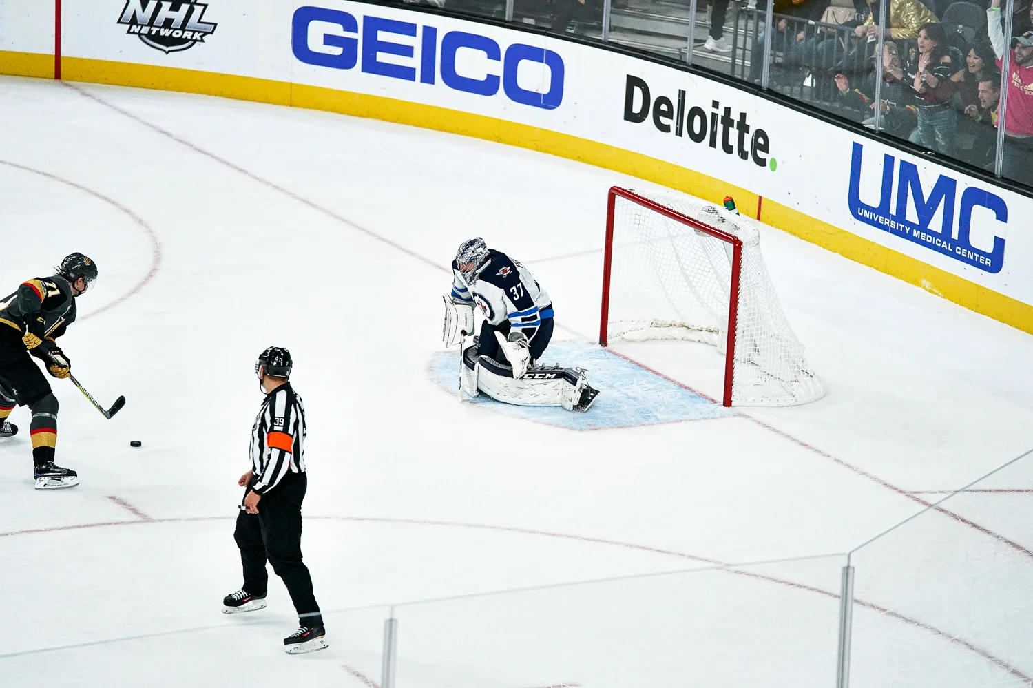 jetsvsgoldenknights92.jpg