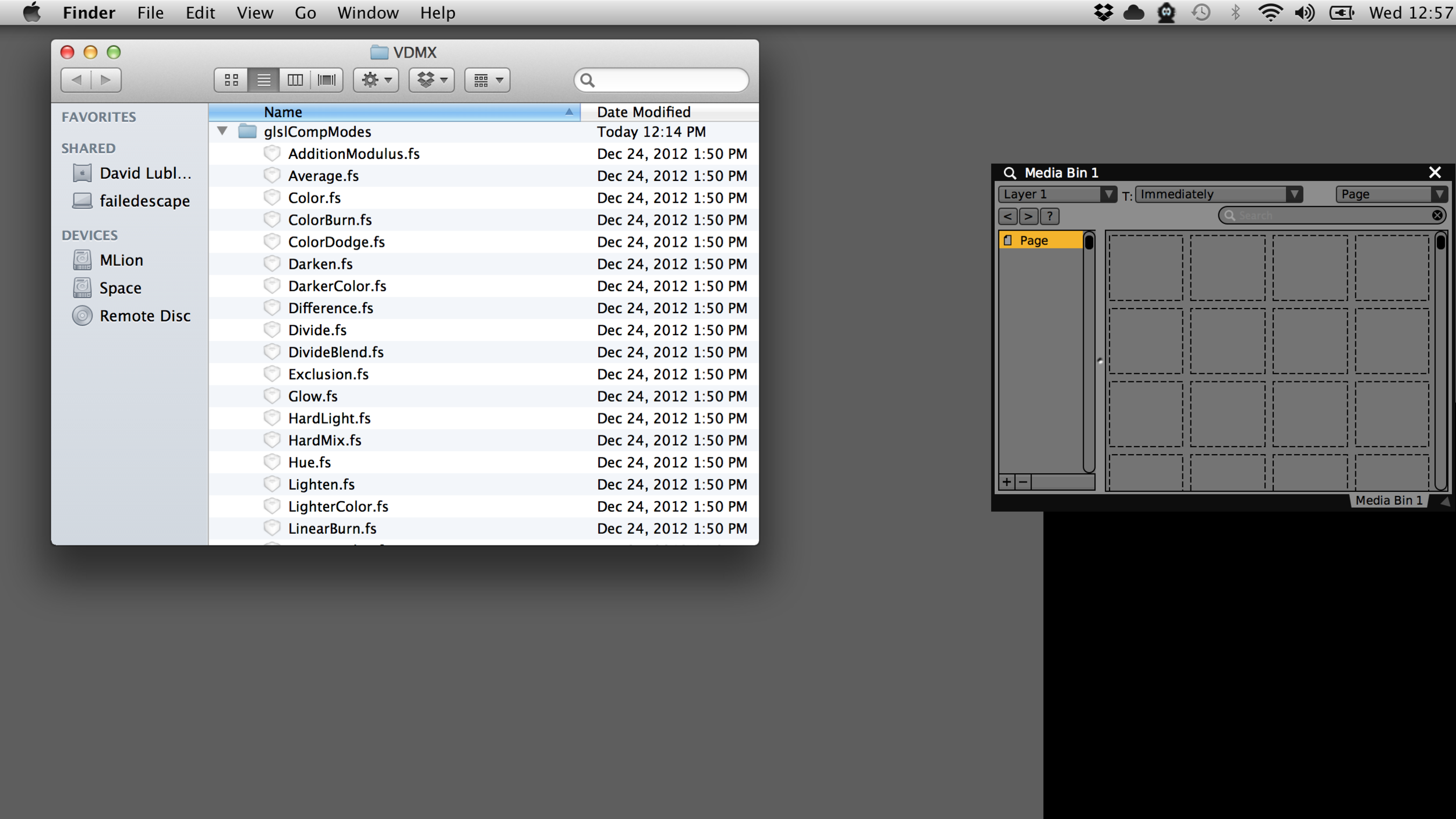 Viewing the contents of the glslCompModes assets folder in the Finder.