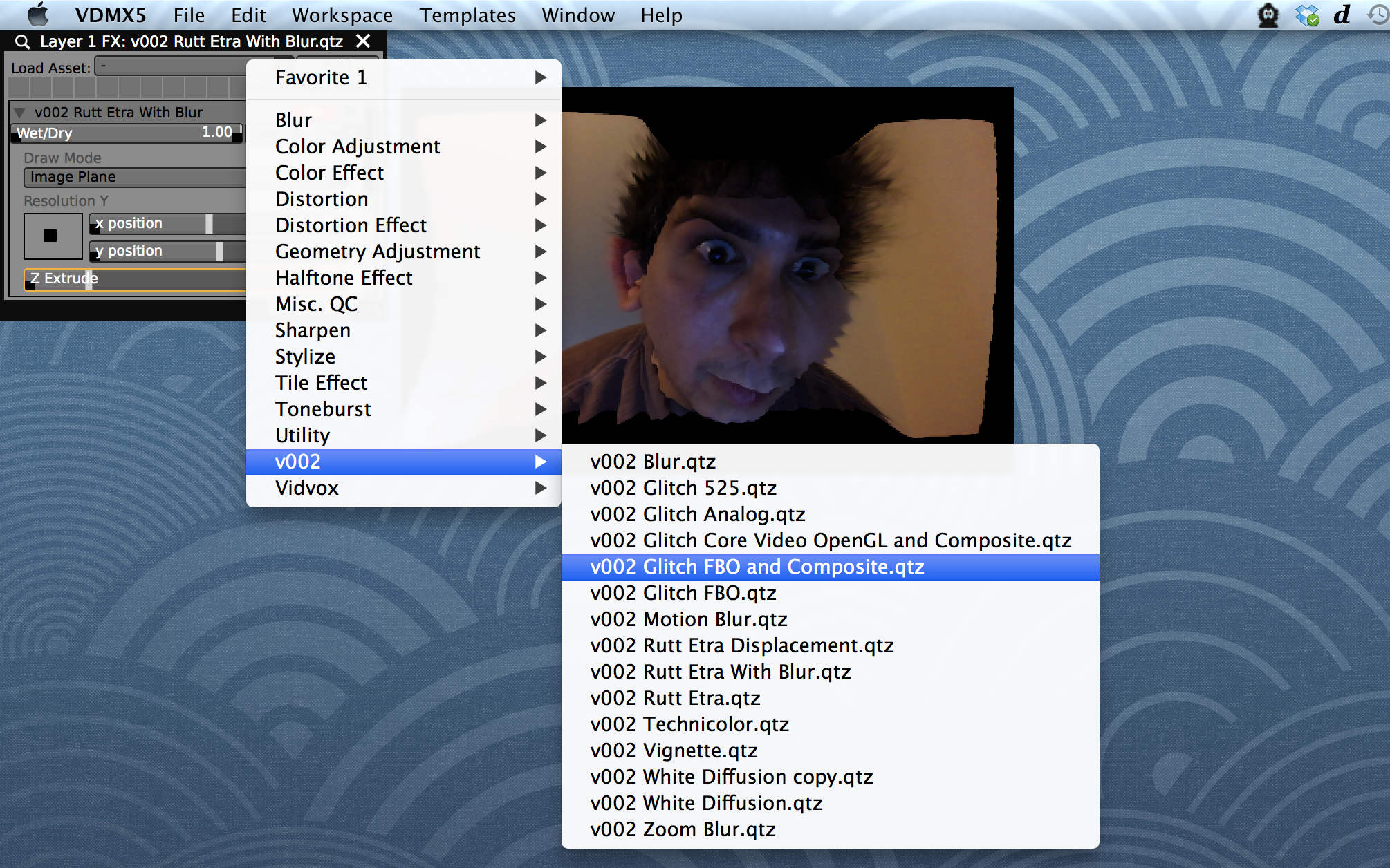 Adding a v002 FX to a VDMX layer.