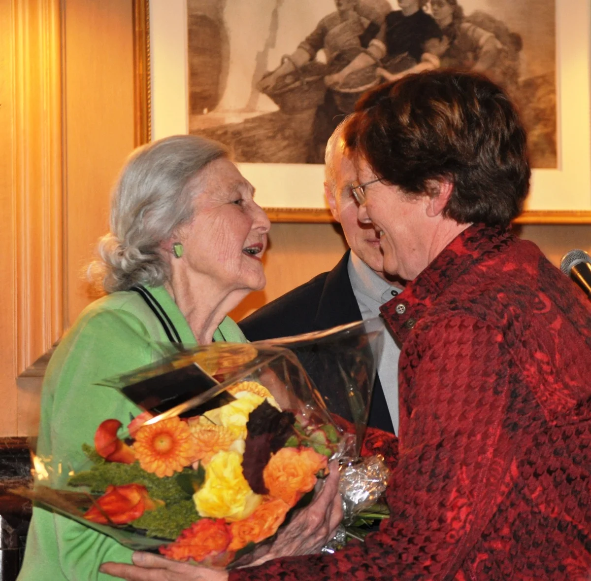 the ward 3 committee presents a bouquet.jpg