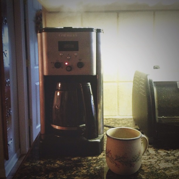 8:00a.