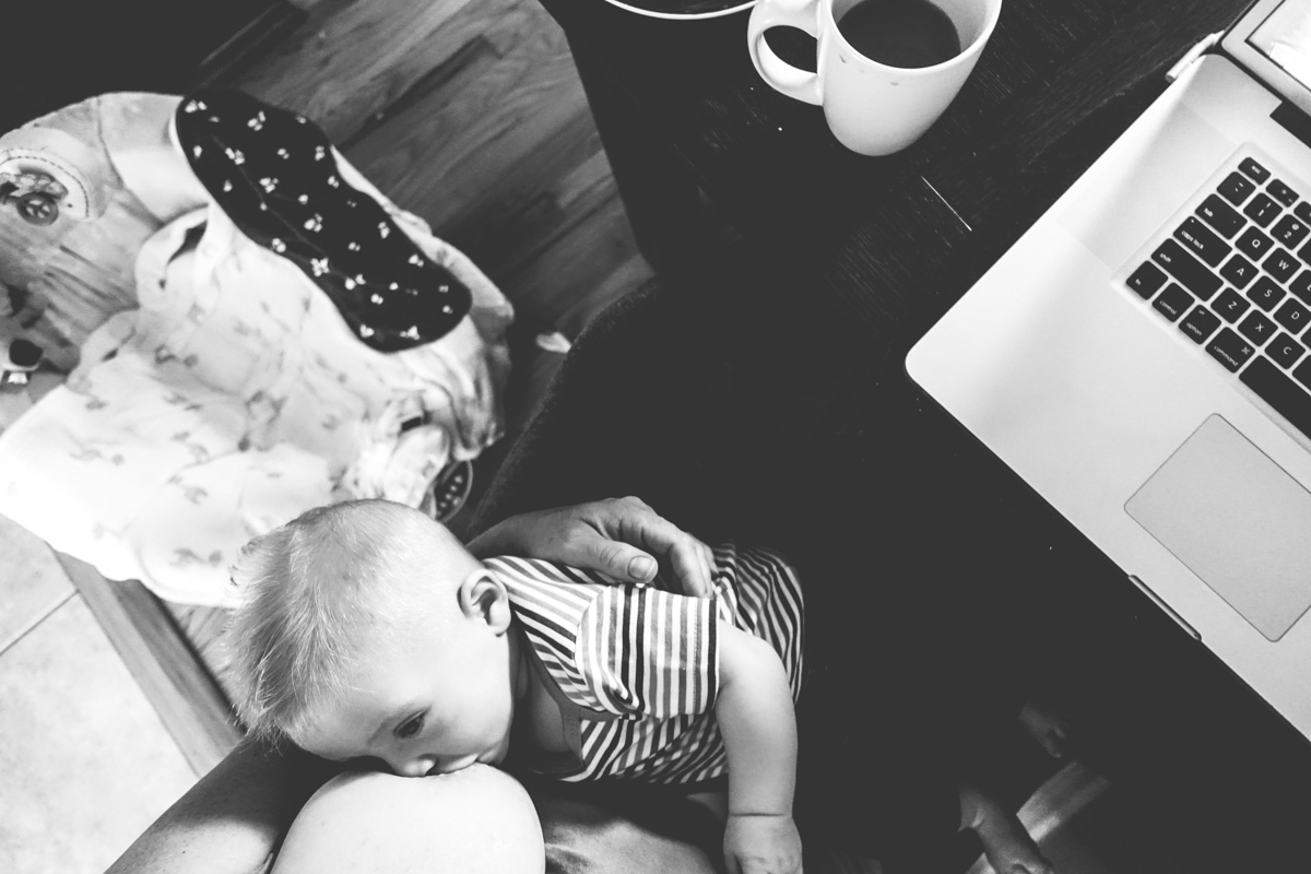 8:55am: Boobs, baby, blogs and coffee. Pretty standard morning.