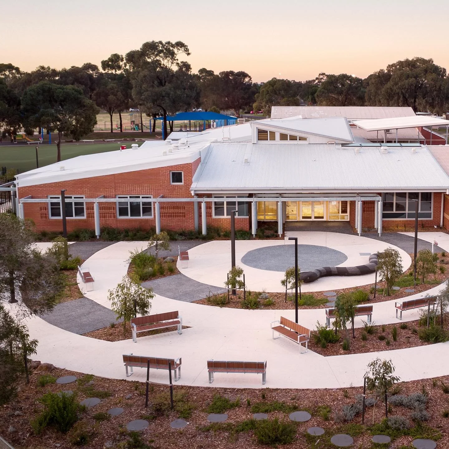 For the upgrade works to Goonawarra Primary School the school requested that there be a focus on creating a welcoming entry to the school, including a forecourt space to encourage parents to gather and talk at drop off and pick up times. 
The circula