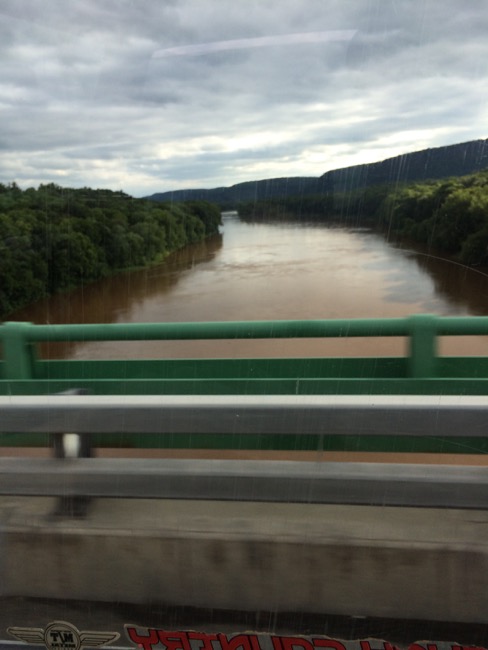 Crossing the Delaware river from Pennsylvania into New Jersey