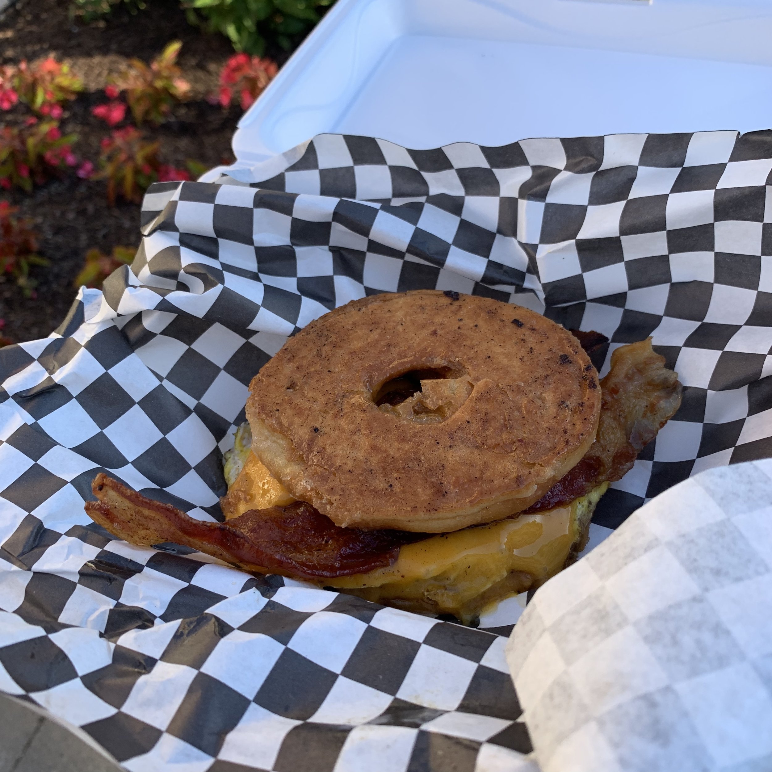 Wake up with the Commons: Buckeye Donuts