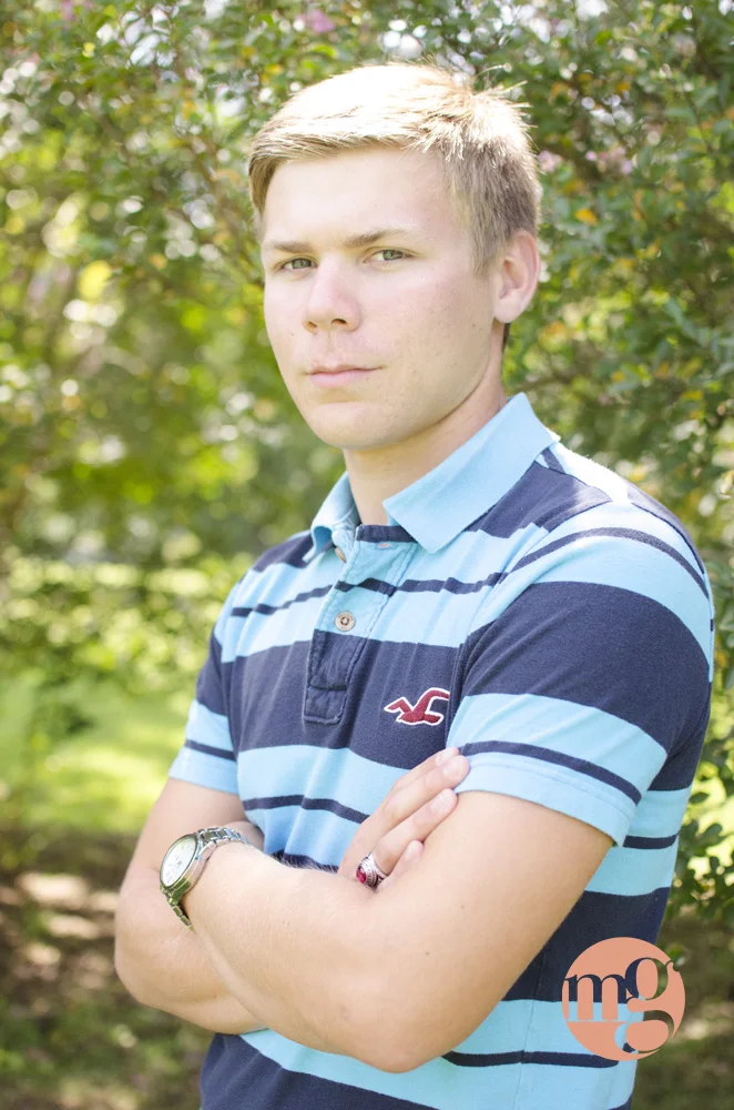 Hampton Roads Senior Portrait Photographer