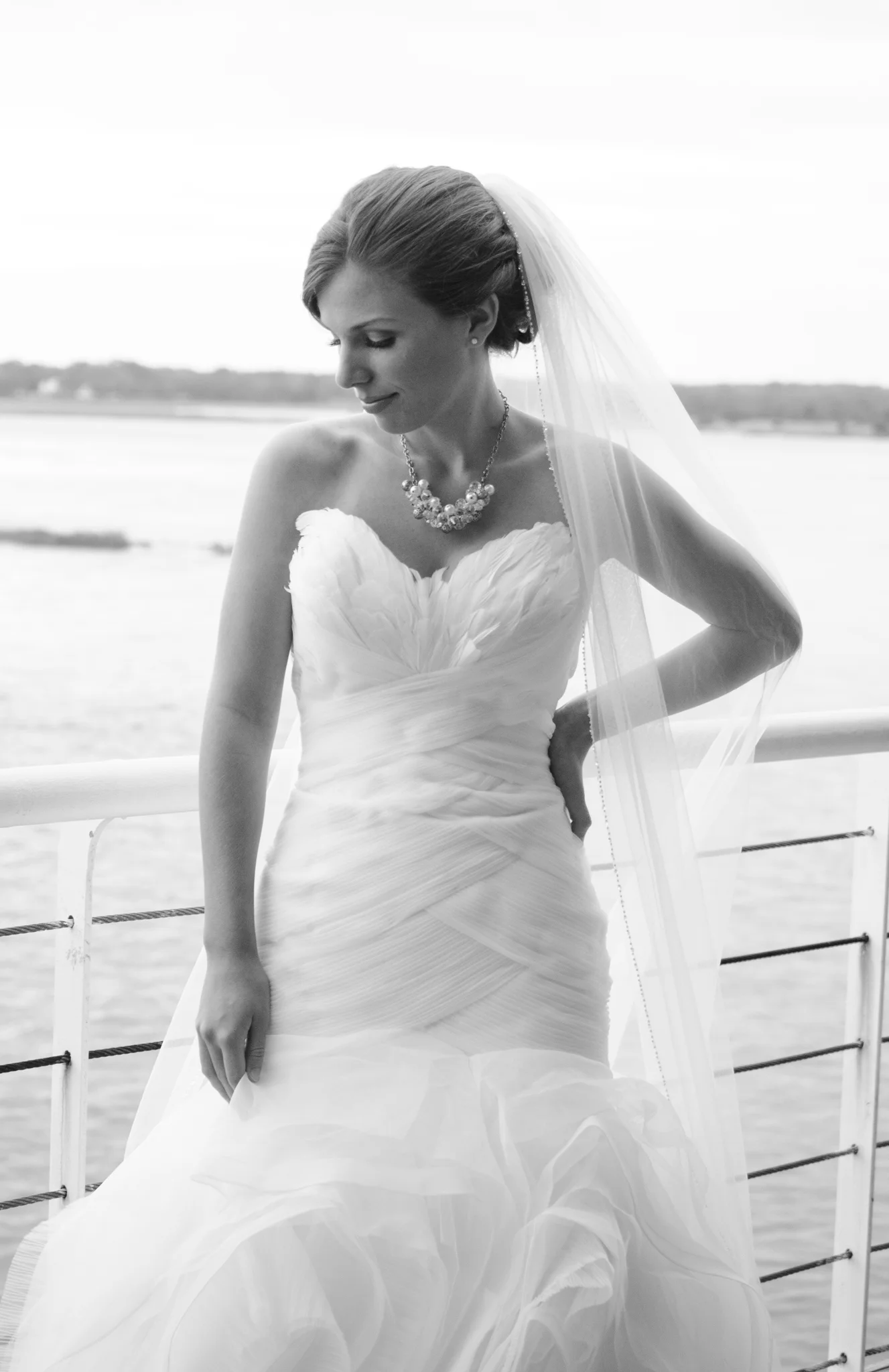 Annemarie Akins bride at Lesner Inn Virginia Beach wedding photographer