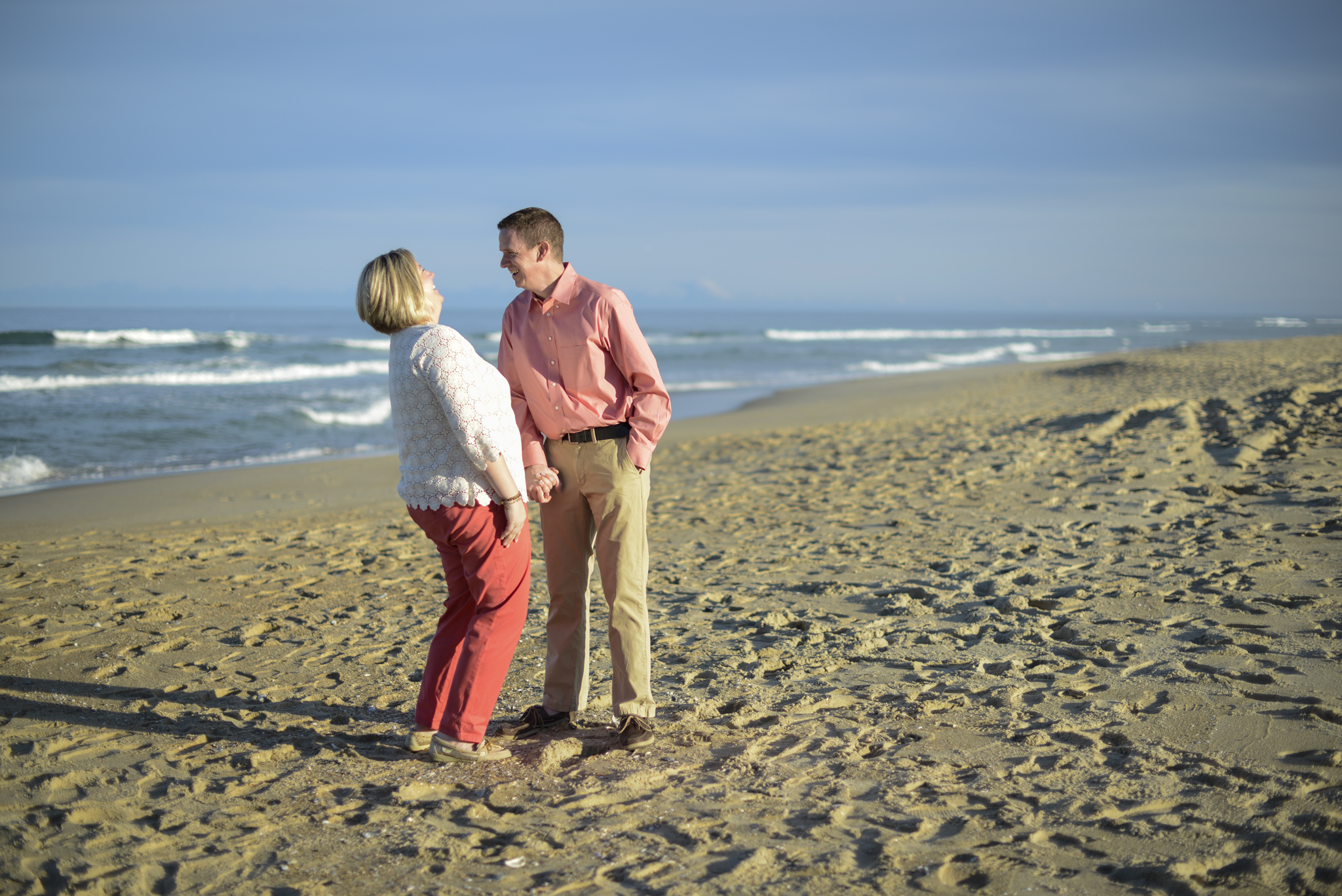 outer banks, nags head, jeanette's pier engagement photographer