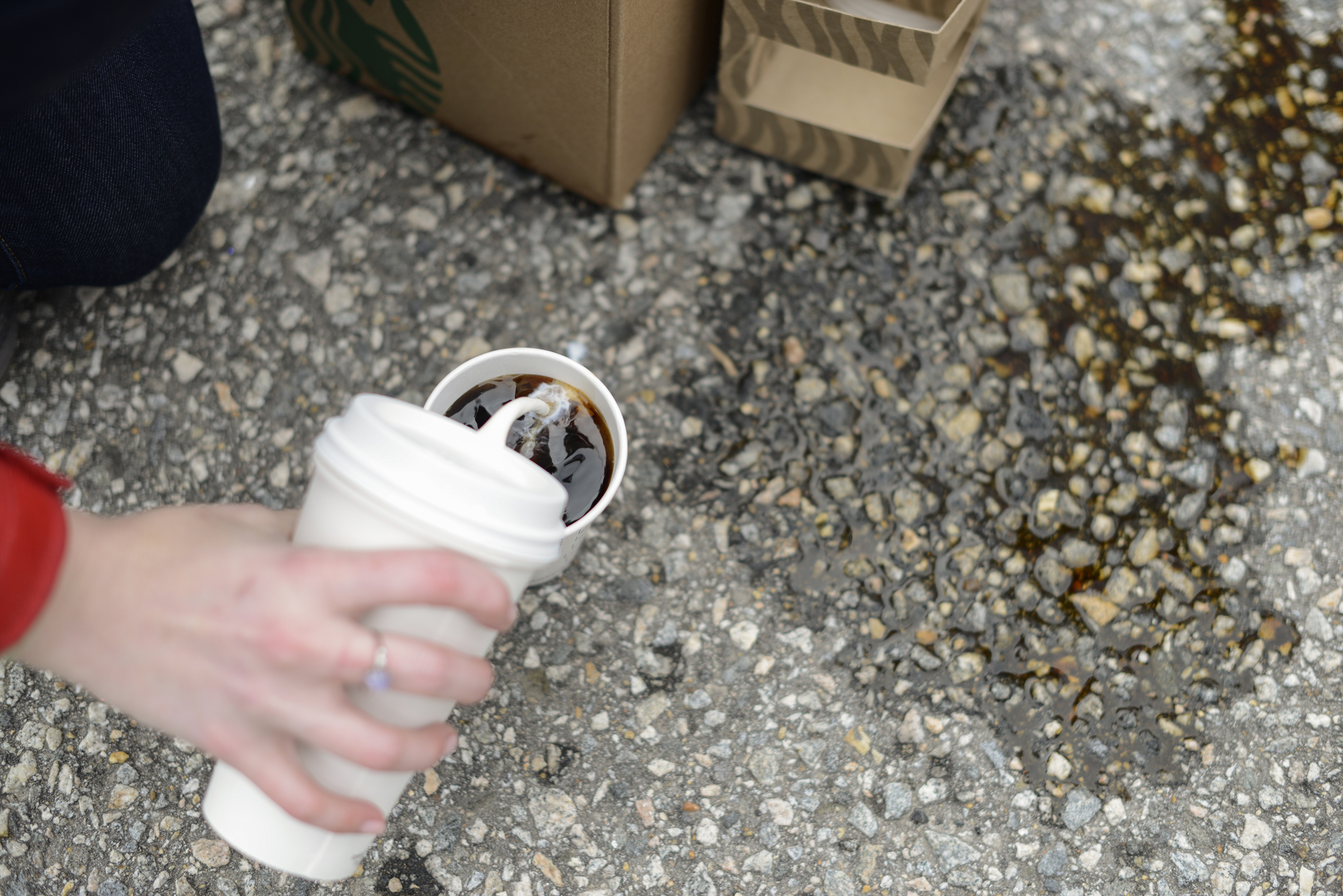 Starbucks coffee pour | USS Truman naval military homecoming | Maria Grace Photography