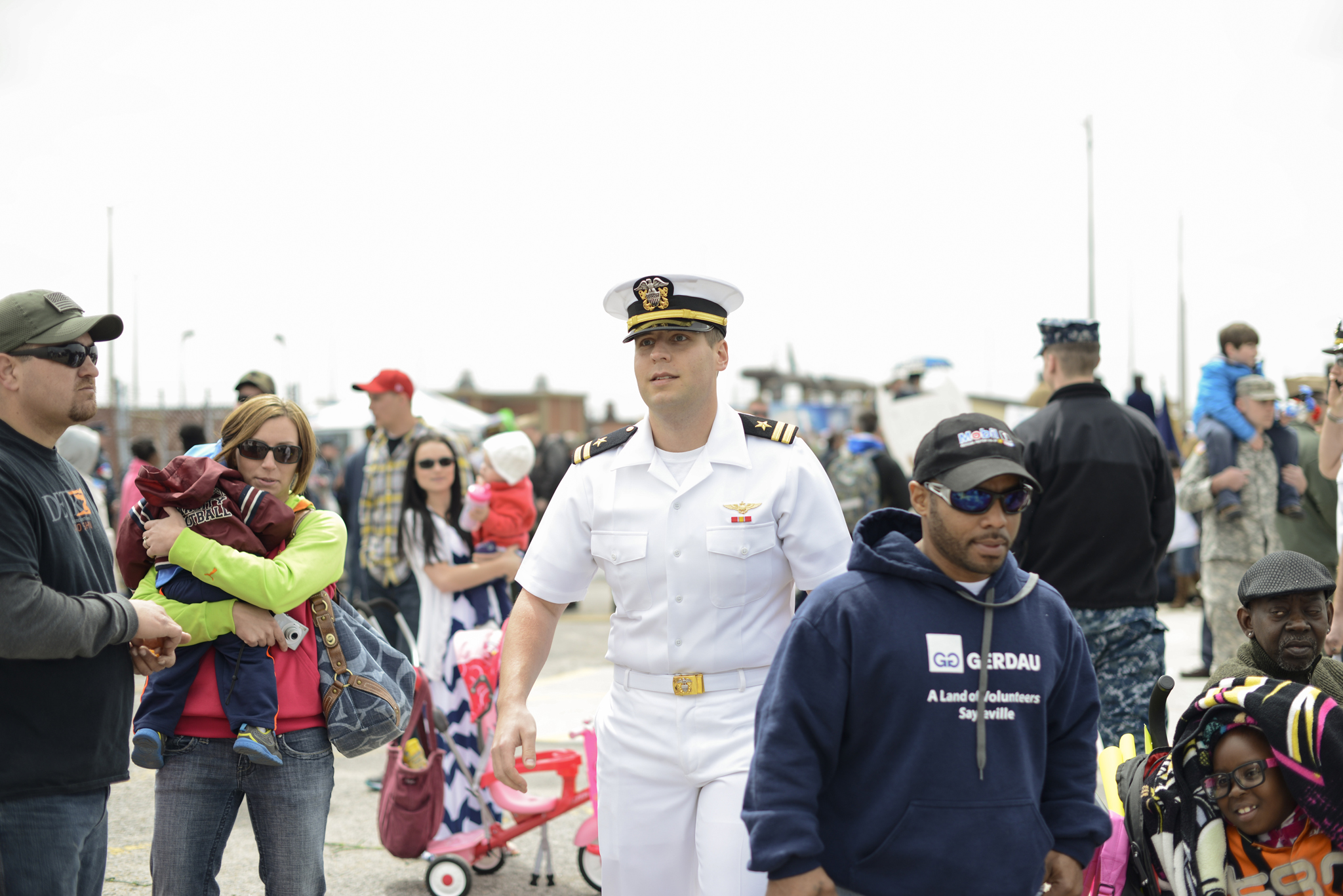 A husband returns from a 9 month deployment | USS Truman naval military homecoming | Maria Grace Photography