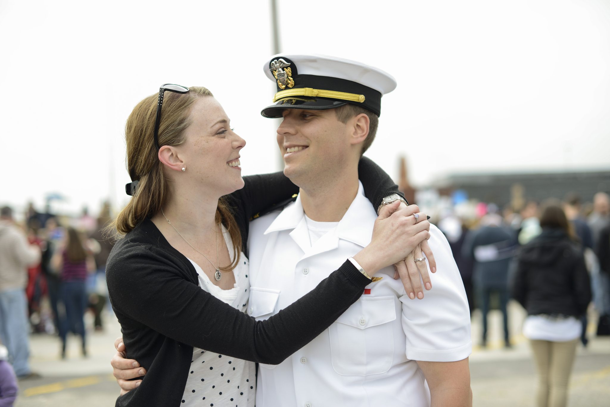 A husband and wife are reunited after a 9 month deployment | USS Truman naval military homecoming | Maria Grace Photography