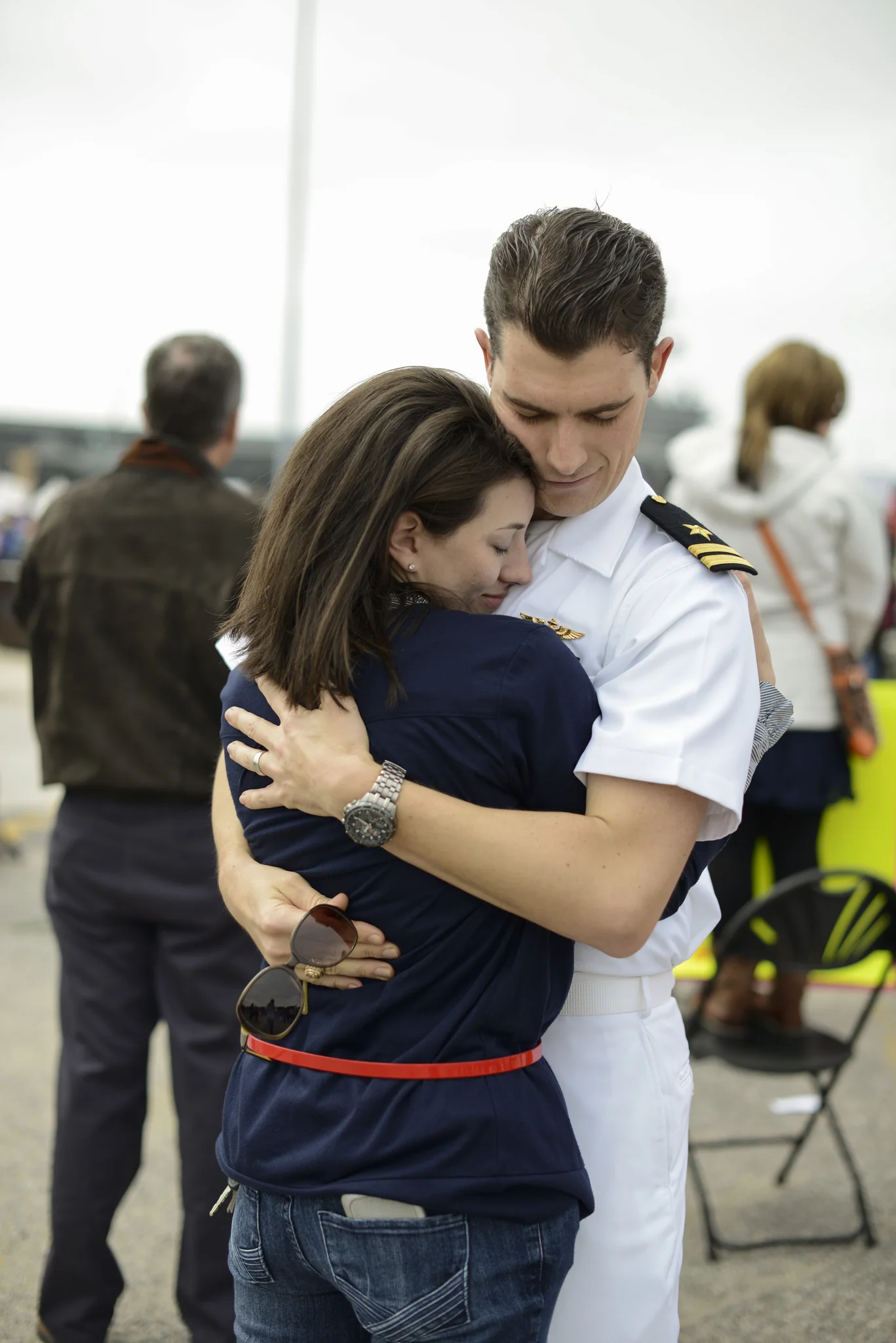 A wife is reunited with her husband after a 9 month deployment | USS Truman Navy Military Homecoming | Maria Grace Photography
