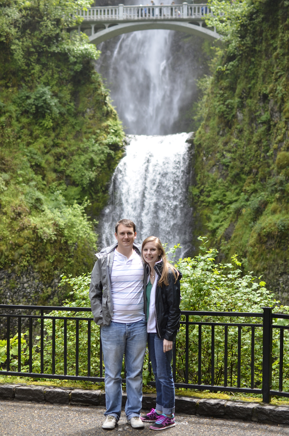 Multnomah Falls in Oregon (waterfalls) | Maria Grace Photography
