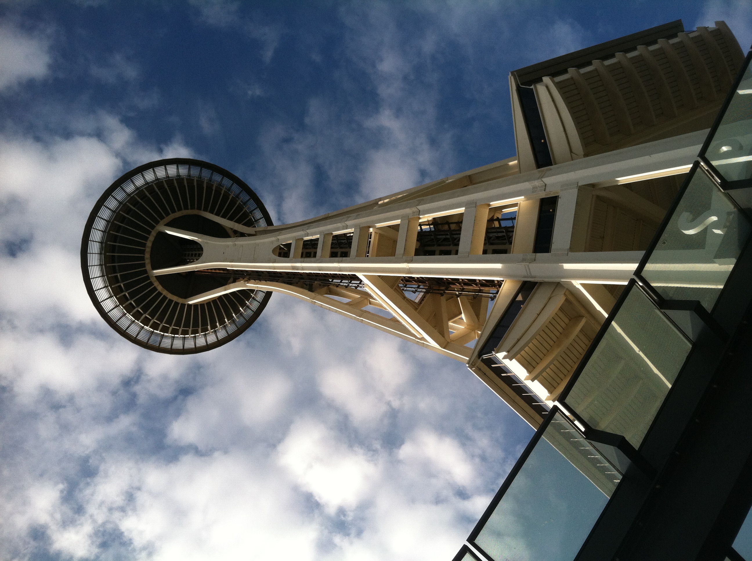 iPhone pictures of the Seattle Space Needle