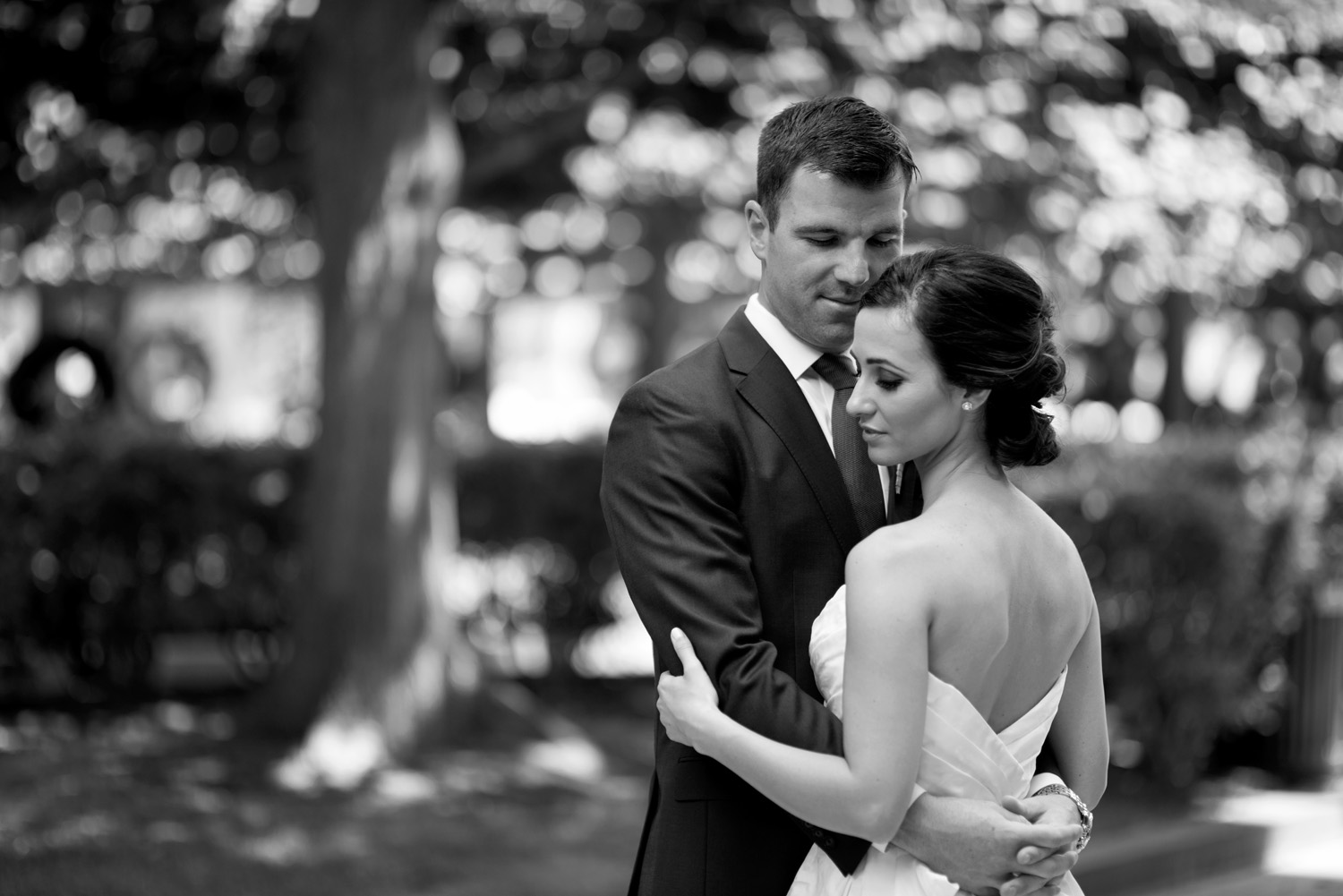 Washington, DC, wedding bride and groom portraits in an intimate garden