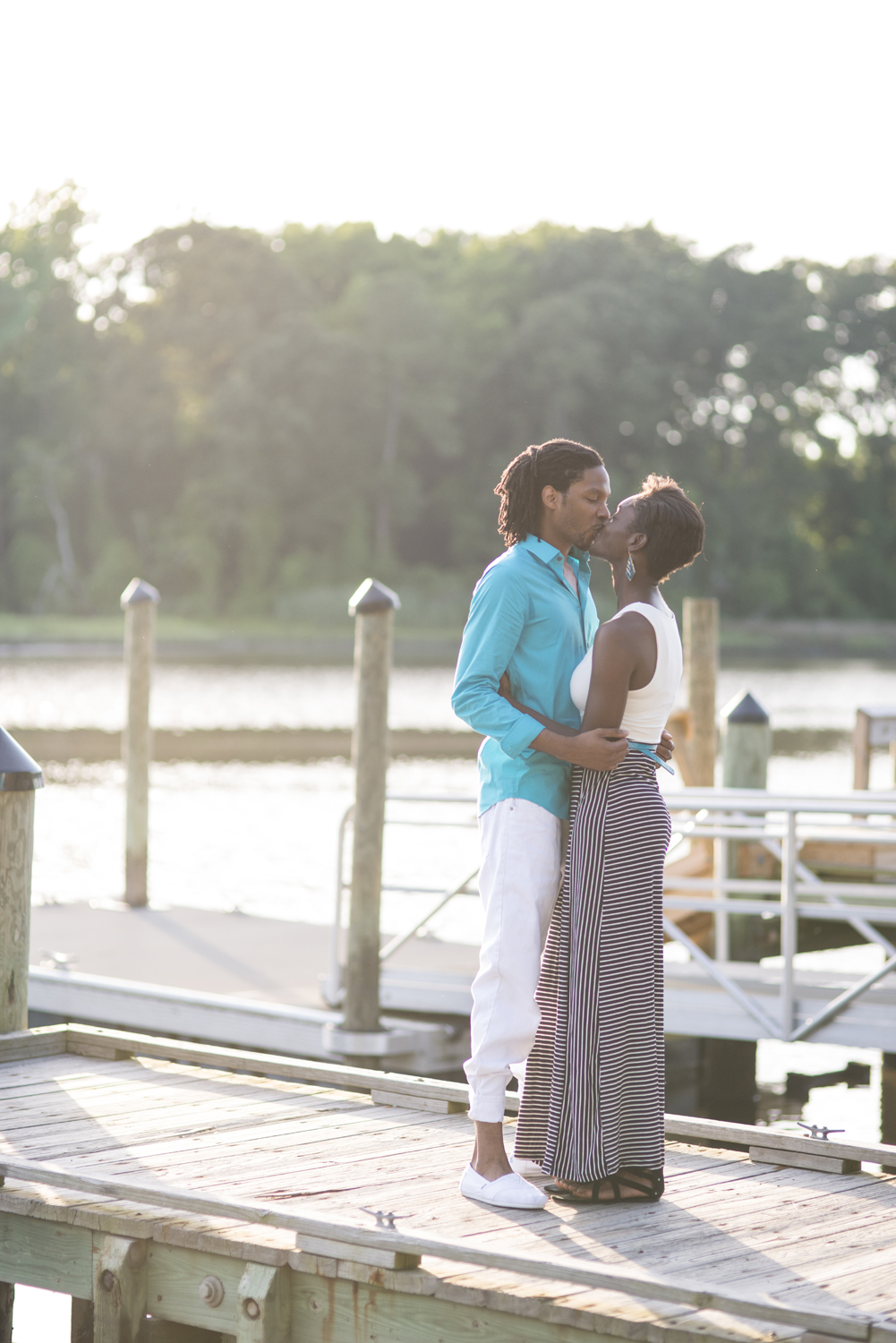 What to wear for engagement pictures or portraits