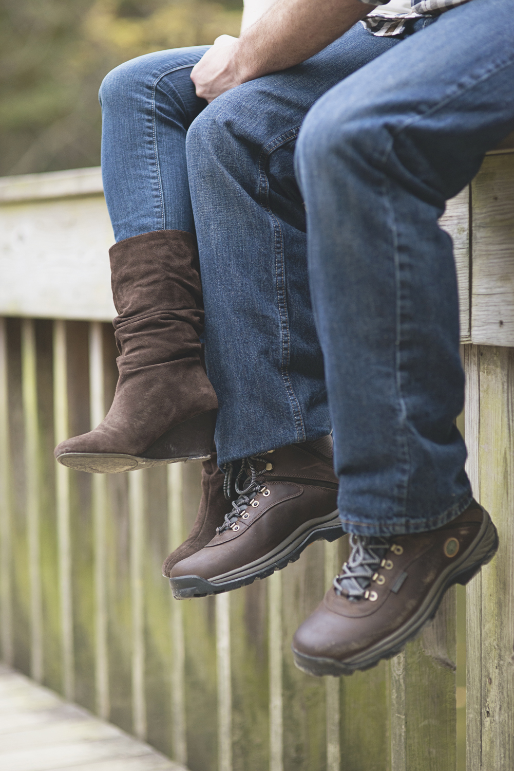 Newport News Engagement Session | Colorful fall leaves engagement