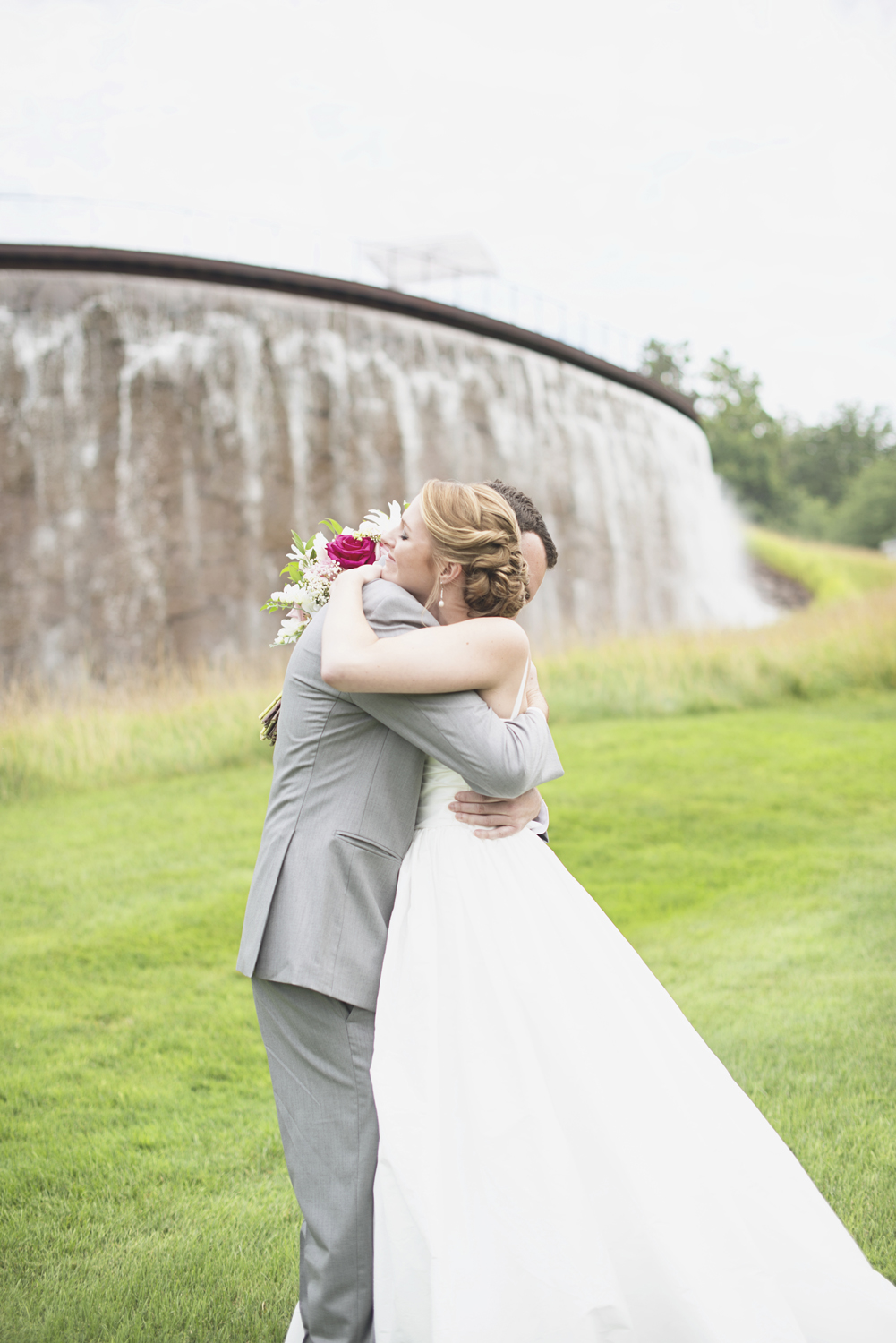The Wedding Timeline: The First Look