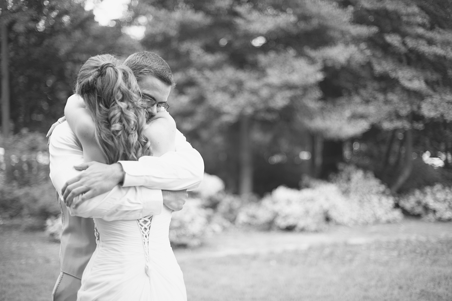 The Wedding Timeline: The First Look