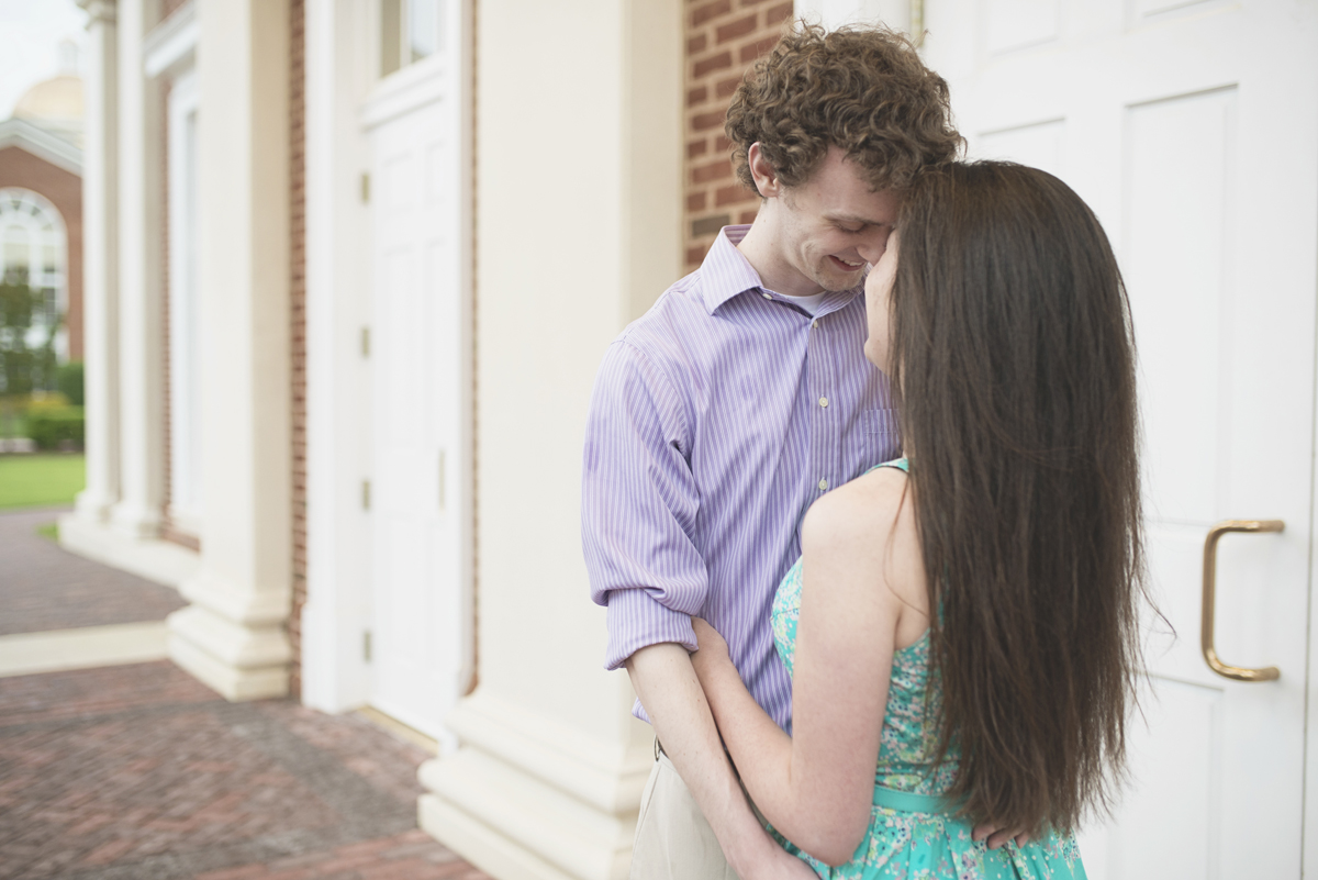 Christopher Newport Engagement Session | Rainy Spring Pastel Engagement Session