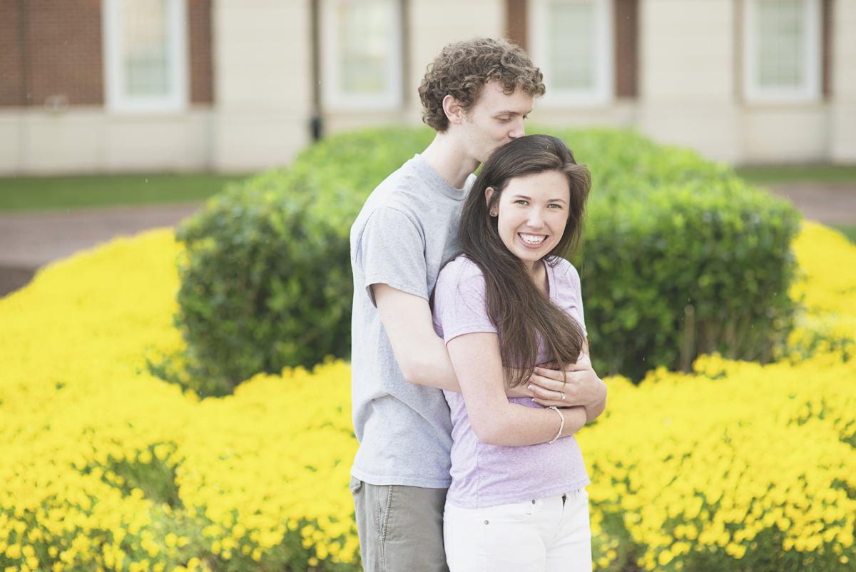 Christopher Newport Engagement Session | Rainy Spring Pastel Engagement Session