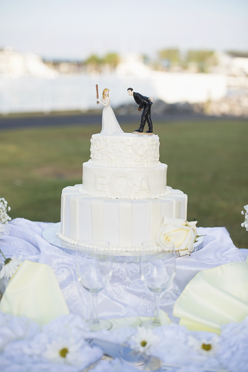 Nautical Navy Virginia Wedding | Navy Blue Wedding Colors | White wedding cake