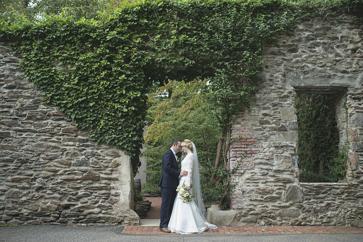 1 Elegant_Old_Mill_Rose_Valley_Philadelphia_Wedding_27.jpg