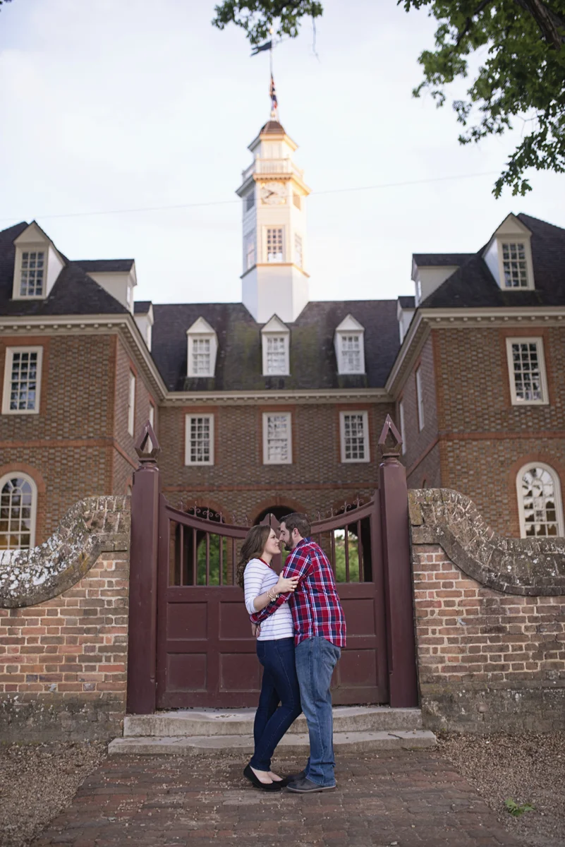 Colonial Williamsburg Spring Engagement Session with Yorkipoo
