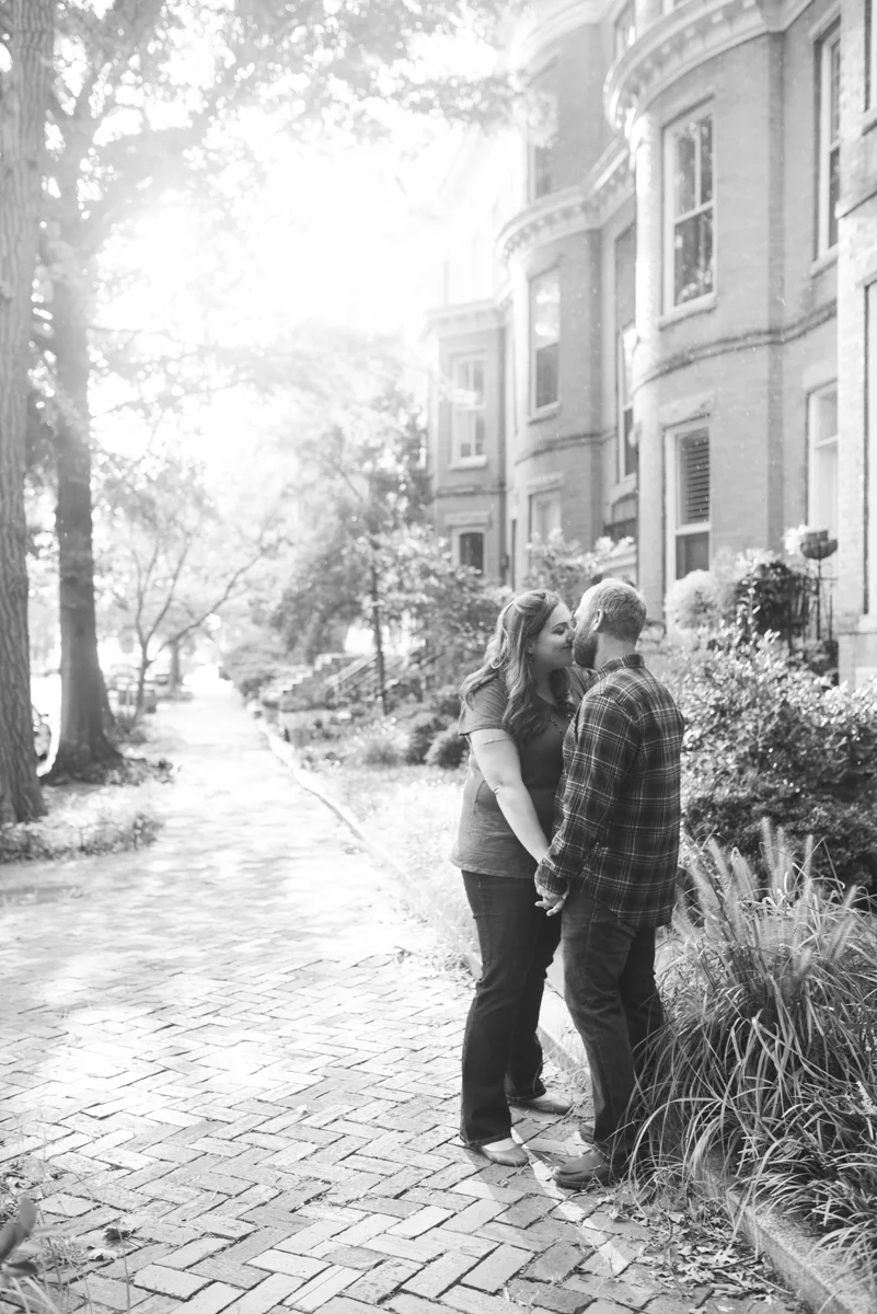 Downtown Norfolk Summer Engagement Session