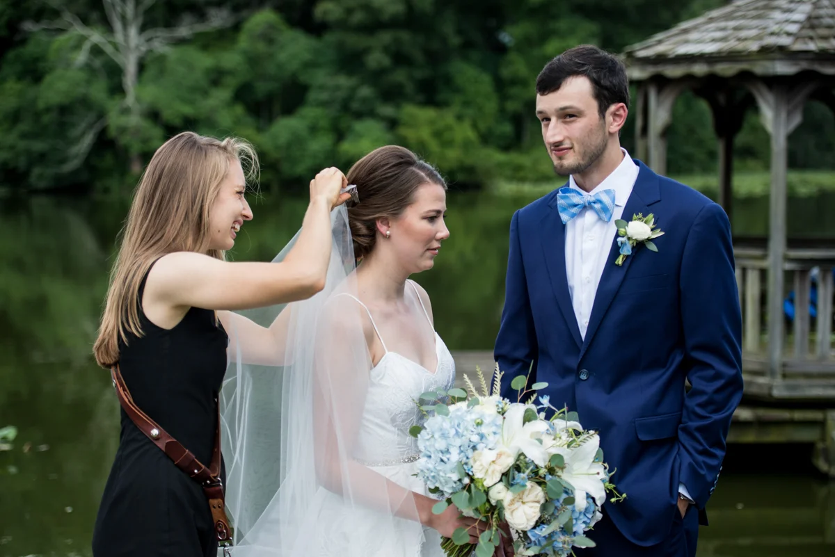 “Crouch down. Now move your head. No, a little to the left.” <-I got the veil in, and that’s all that matters!