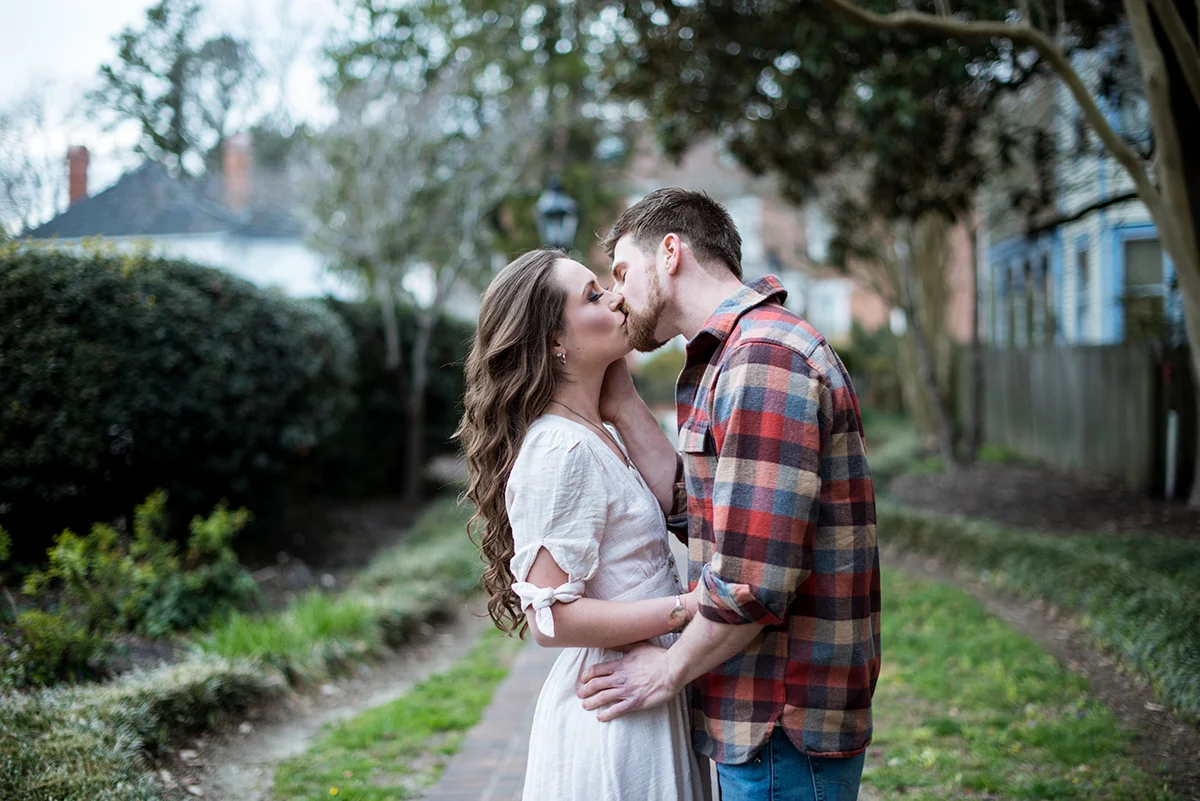 Romantic Sunset Engagement Pictures